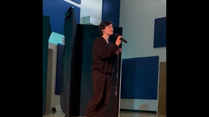 Avery Singing Vienna
