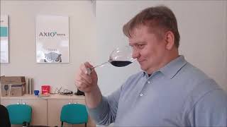 Фрагмент дегустации по окончании лекции Дениса Руденко - Технология производства красного вина