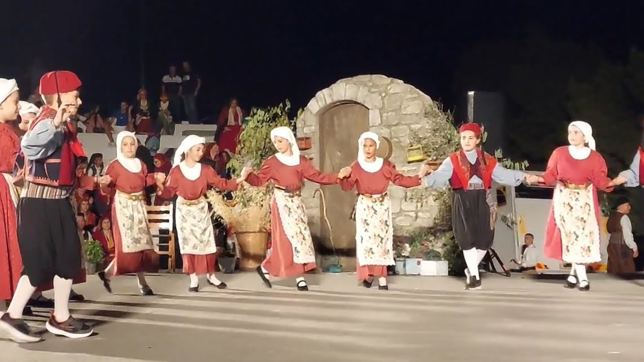 Αρμενάκι - Σαν τότε που'μουν κοπελιά -Οι μικροί συνεχιστές της παράδοσης Στ. Δαλιάνη-Γιωρ.Μαρινακης