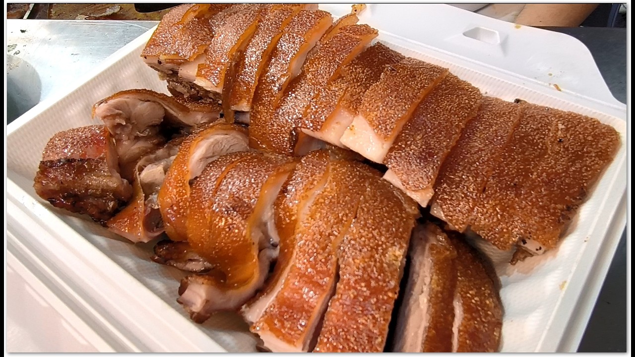 香港燒味 馳名燒乳豬皇 脆卜卜 真真棒啊！ 老友名人富豪紛紛來購買 香港美食 Roast Piglets Crispy Yummy Hong Kong Food 百富豪燒臘飯店