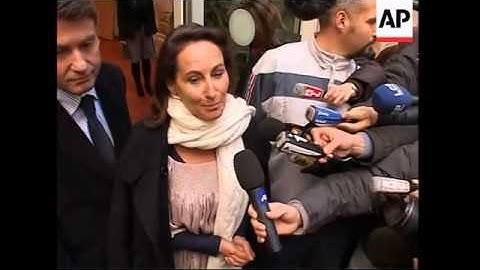 Segolene Royal reaction to defeat in leadership election