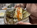 Preparando unos tamales navideños