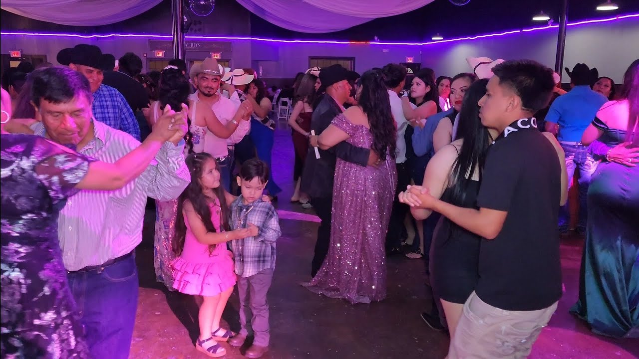 FINALIZANDO FIESTA DE BODA DE KINBERLY LEONIDES Y RENE REYES 