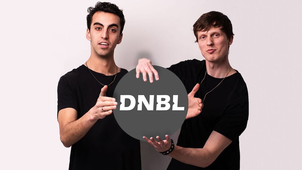 Titus1 & Jamgo - Surrender (ft. Cammie Robinson) (T & Sugah Remix) auf YouTube ansehen Titus1 & Jamgo - Surrender (ft. Cammie Robinson) (T & Sugah Remix) auf YouTube ansehen