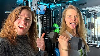 Download Lagu Wanna Workout With Us?? - EASY Beginner Workout - Hailee And Kendra MP3