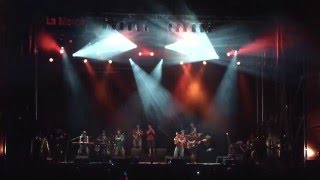 Video thumbnail of "Txarango - Arriba la nit + Camp de batalla (La Mercè 2014)"