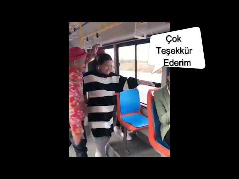 Otobüste Hamile Numarası yaparken Yakalanmak   -   Doing the trunk number in the car.