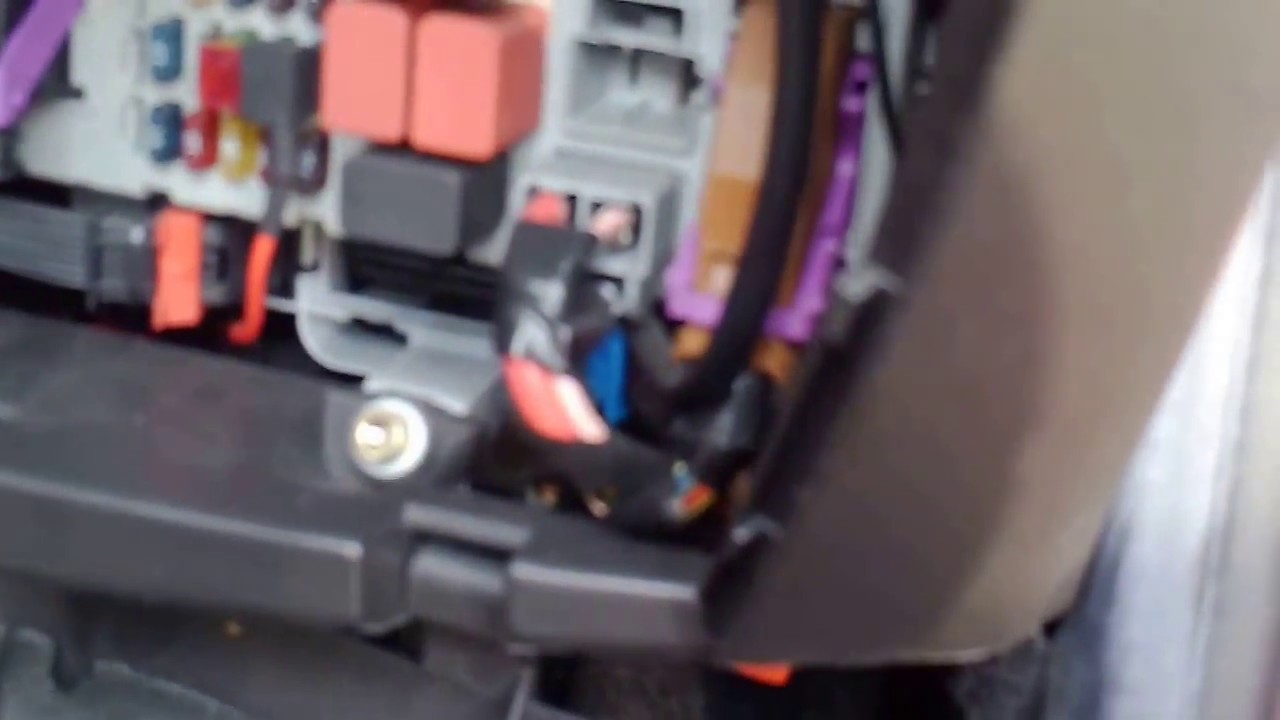 Fiat Punto MK 2 OBD 2 diagnostic port location YouTube