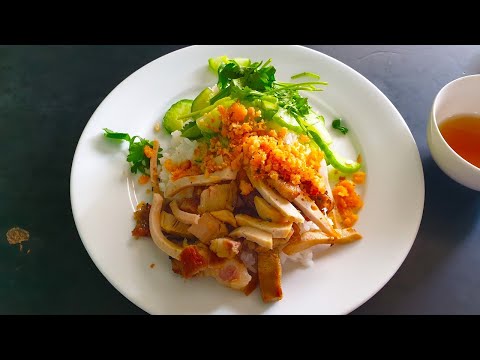 Video Bất ngờ với quán cơm Âm Phủ hơn 100 năm ở Huế - youtube