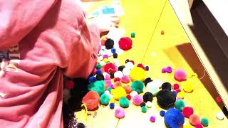 Universal Kids Open That Box Surprise Easter Edition