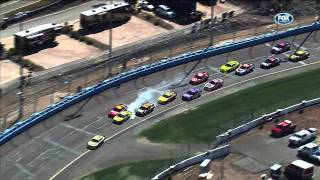 2011 R#02 Phoenix 04.Carl Edwards crash
