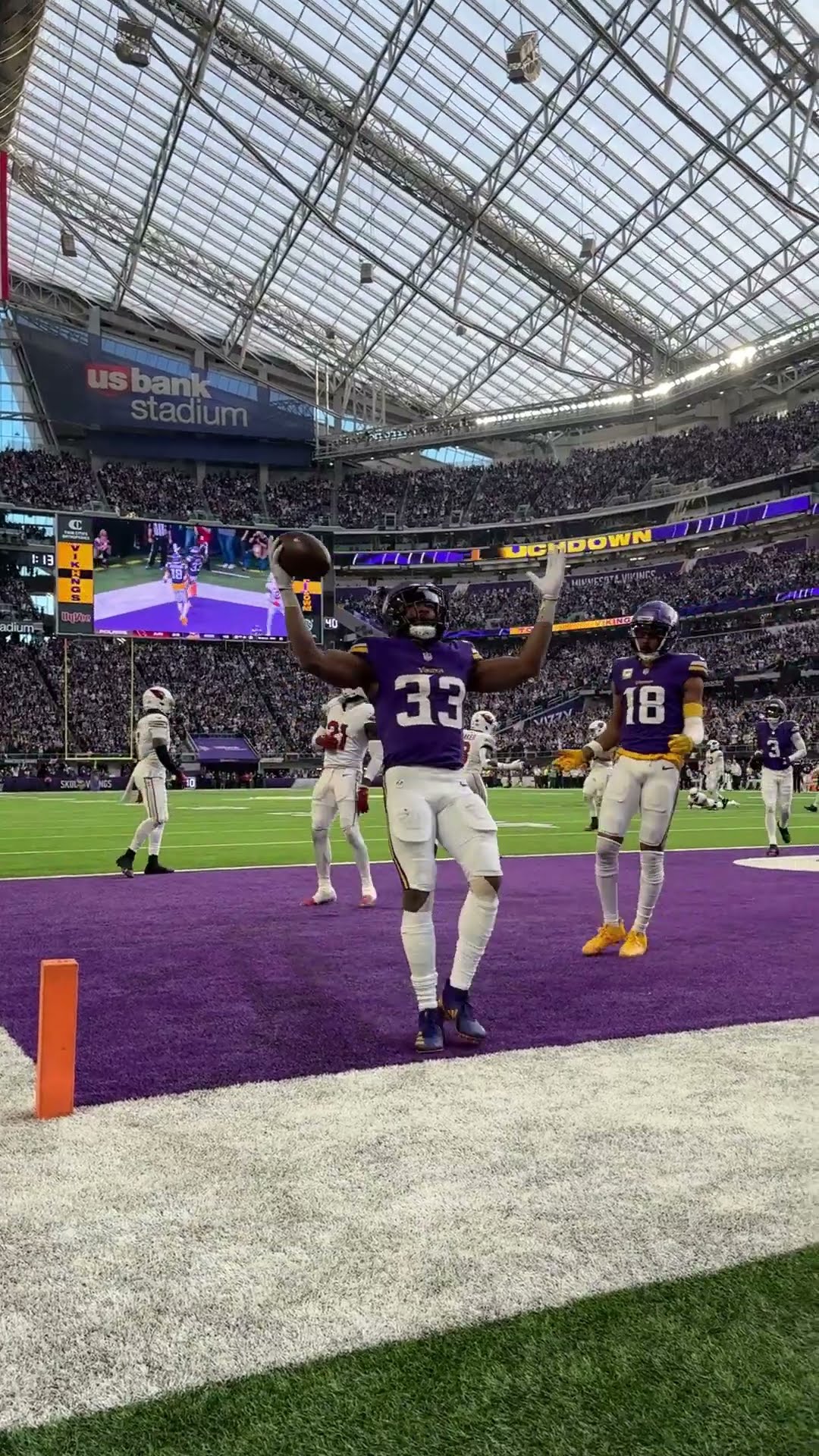 Aaron Jones into the end zone ? | ?: FOX
