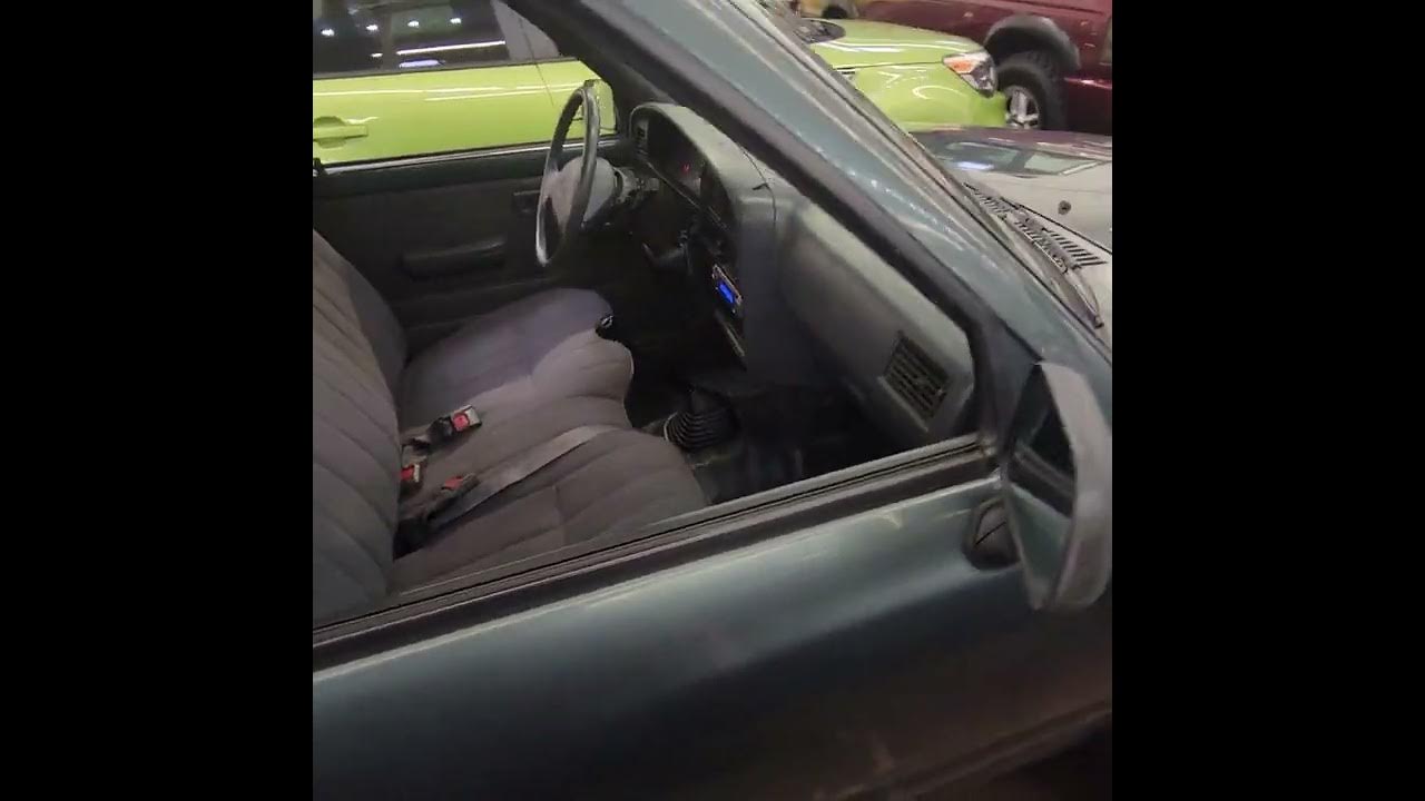 1993 toyota pickup cold start walkaround youtube