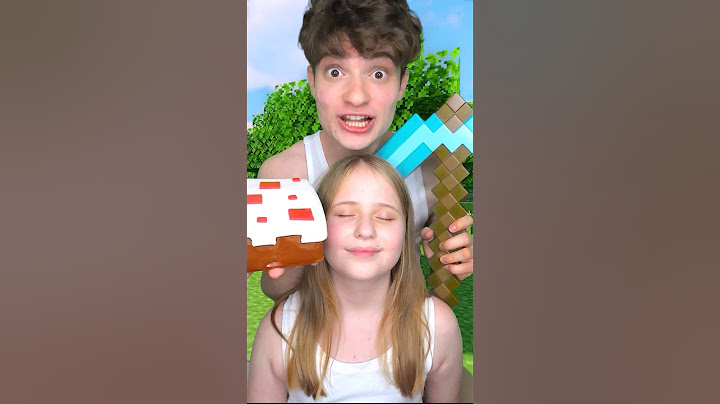 Left OR Right Minecraft Food With My Little Sister! 🤤⛏️