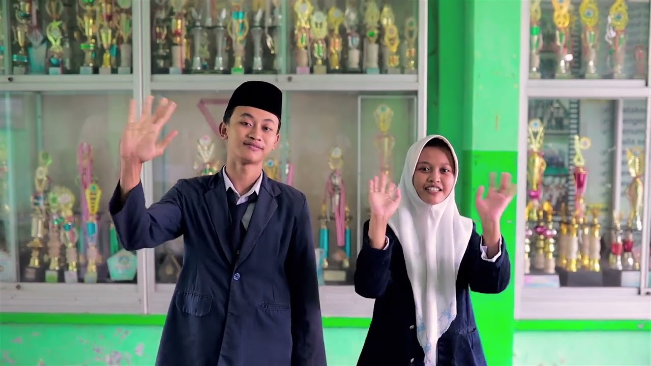 MTs NU Demak Flash Mob