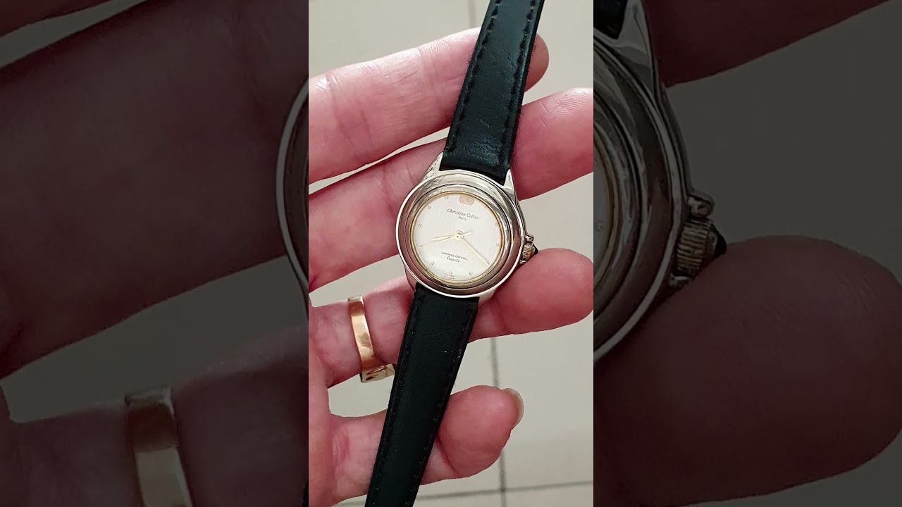 Christine Collar Paris nữ pin Nhật. Kính Saphia chống trầy xước Size 27mm. Giá 300k