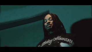 8Beezy - "I'm Dat N***a" (Official Music Video)