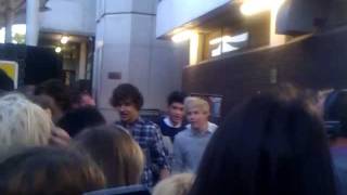 One Direction at daybreak! :D