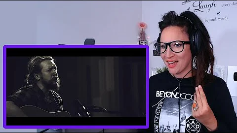 Vocal Coach Reacts -Tyler Childers - Nose On The G...