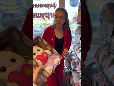 Кто нравятся больше Басики или Кошечки Ли-Ли?🐈⬛💕🐈