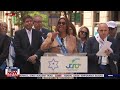 Sen  Schumer, NY officials kick off Israel Day Parade