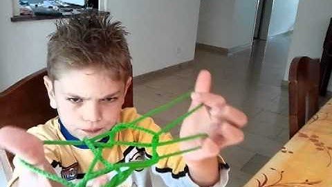 Running dog string figure by Tommy