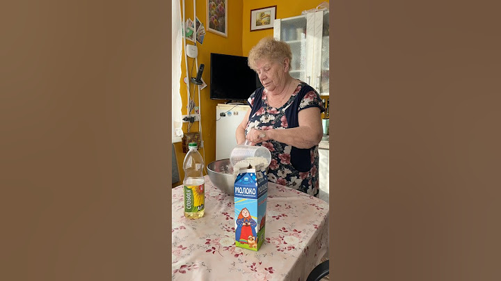 Оценка видео: бесценно. Бабушка готовит мини-рыбники. Дедушка топит печь. Я снимаю