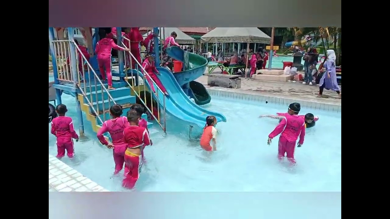 OUTING CLASS MI DARUSSALAM KOLOMAYAN KE CANDI PENATARAN