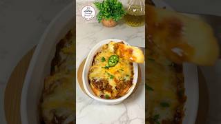 يلا بسرعه جهزوا بطنكم عشان ناكل تشيلي تشيز فرايس, بطاطا مع  تشيلي والجبن بالفرن - Chili Cheese Fries