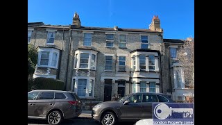 Top Floor Studio In Devonport Road, Shepherds Bush, London W12