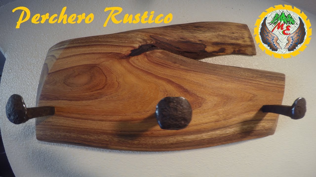 DIY Perchero Rustico de Pared Con Clavos y Tronco de Arbol / RUSTIC RACK -