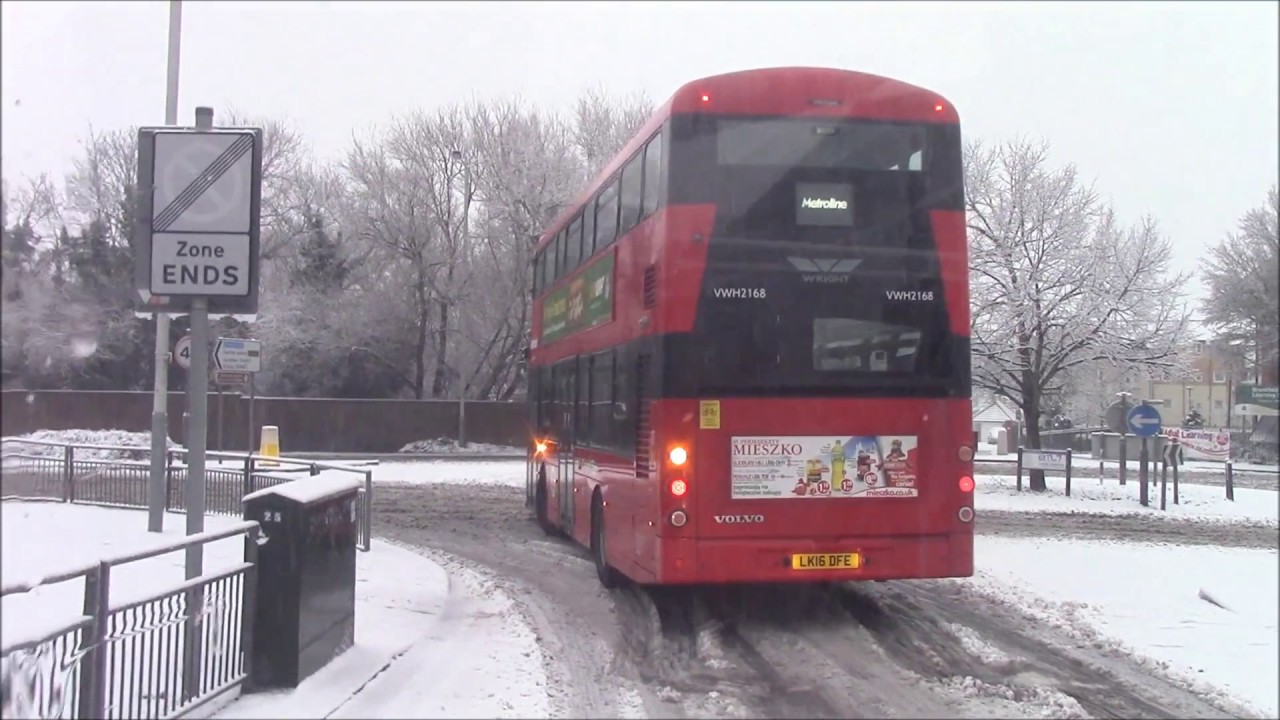 Bus Journey in the Snow + Lots of Struggles!
