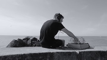 "distant duet II" ft. Jacob Johnson w/ mutable instruments and make noise