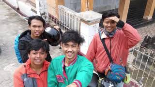 Vespaan 8 Menit Ke Bali