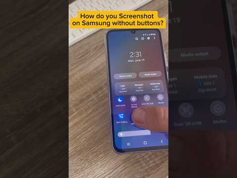 How do you screenshot on Samsung without buttons? #samsung #samsunggalaxy #screenshot #shorts