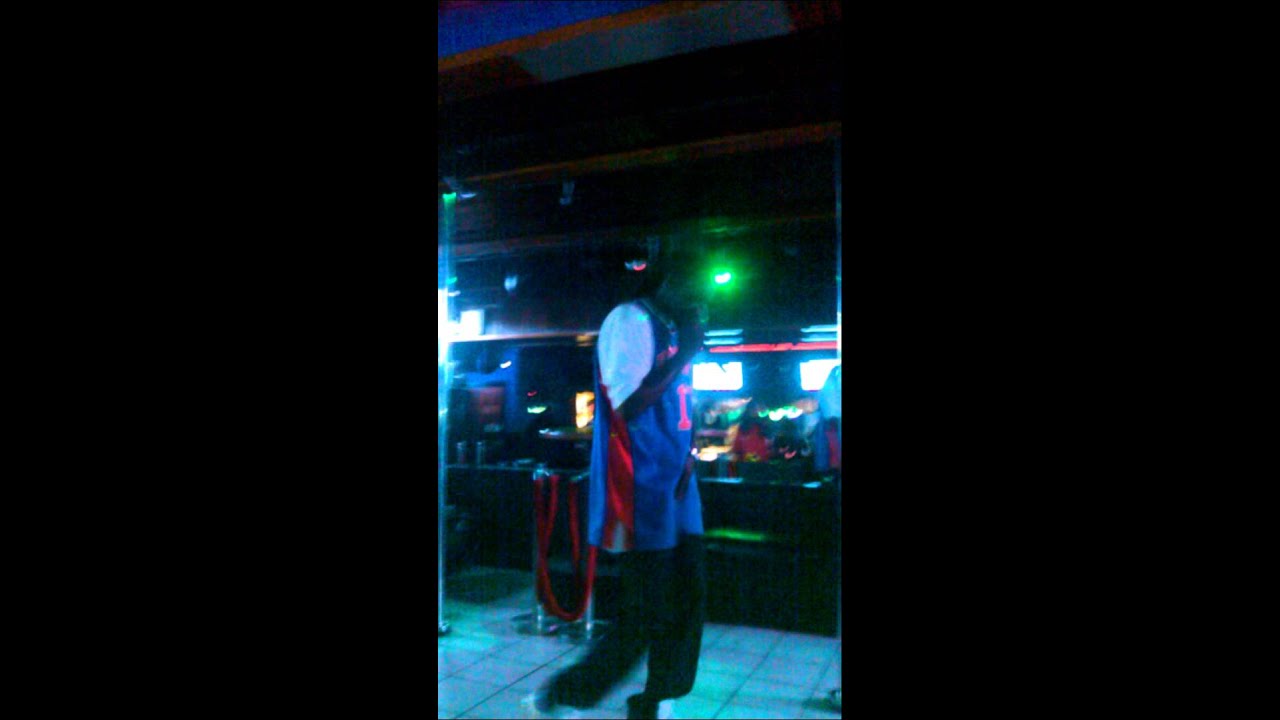 Vic Nice Performance @Club Flashbacks