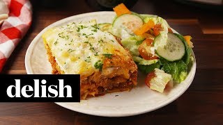 Get the full recipe from delish:
http://www.delish.com/cooking/recipe-ideas/recipes/a56239/crock-pot-lasagna-recipe/
ingredients 1 box lasagna noodles, unboi...