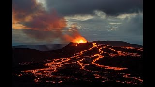 НАЖИВО!  Оце так вулкан в Ісландії. Volcano in Iceland erupts again