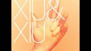 Video thumbnail of "Sunset Rubdown - Apistat Commander (Xiu Xiu)"