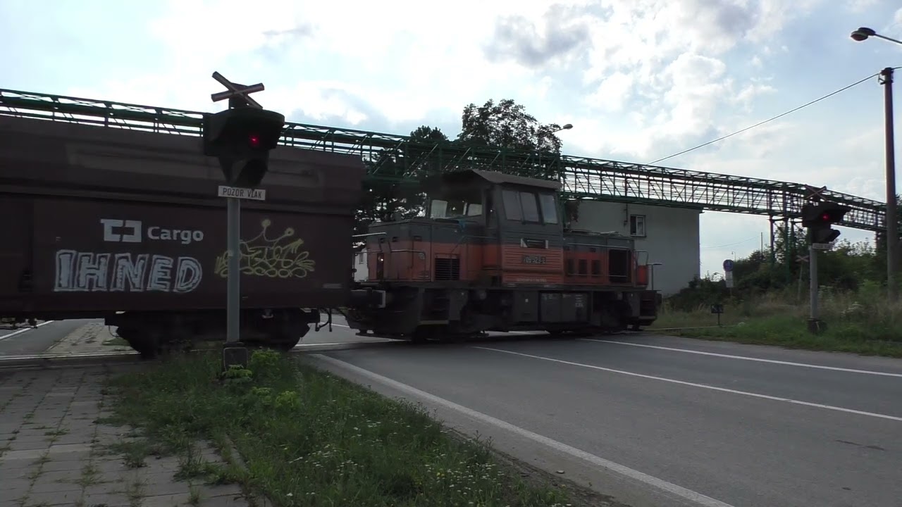 Železniční přejezd Přerov-Tovačovská (vlečka) (CZ) - 23.8.2023 / Railroad crossing