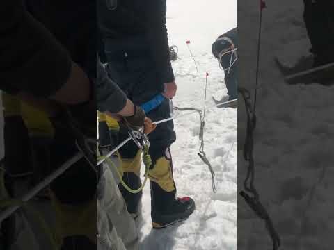 Live accident in Mount Everest 2019