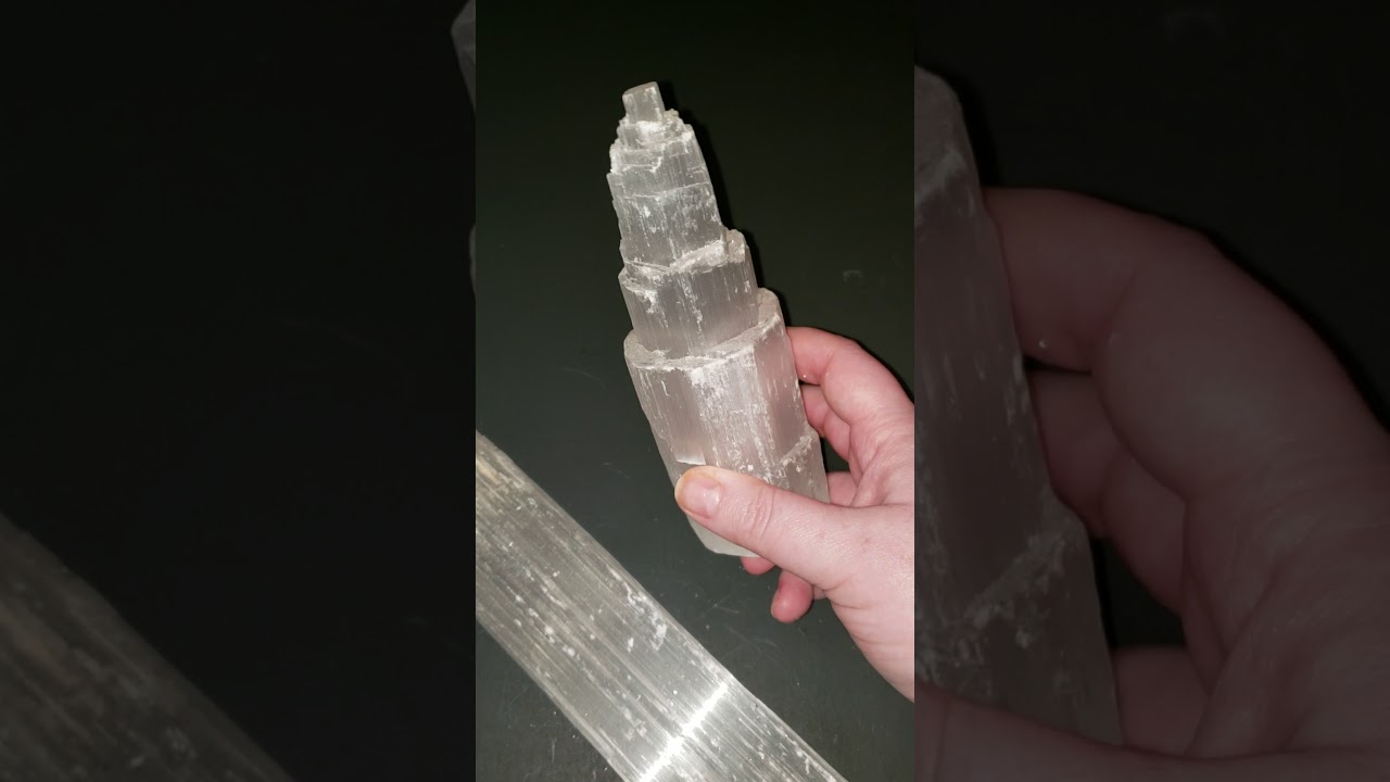 CRYSTAL TOWERS SERIES - Selenite, what it does and where to use it