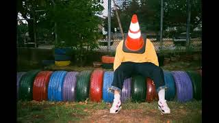 bbno$ - moves prod. lentra