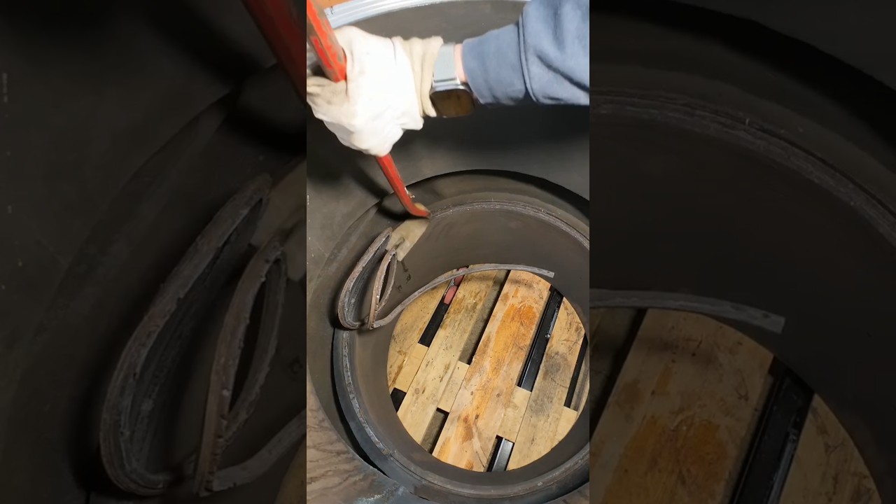 removing old bronze seats in big steam valve 