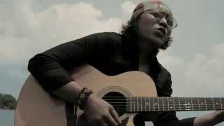 Download Lagu SENANDUNG RINDU - Theja Fathasena (Official Video) Download Lagu SENANDUNG RINDU - Theja Fathasena (Official Video)