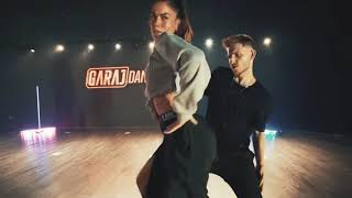 Demet Özdemir New Dance Video Turkish Star Life