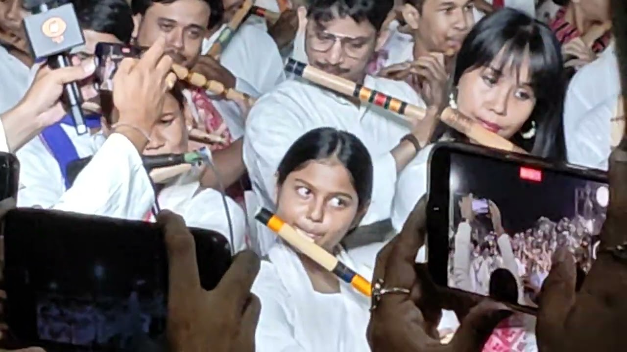 জুবিন গাৰ্গলৈ ২০০ গৰাকী বাঁহী বাদকৰ একেলগে শ্ৰদ্ধাঞ্জলি ❤️