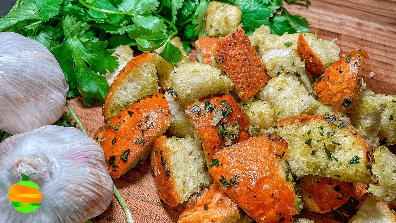 ¿Cómo hacer CRUTONES de PAN con AJO con CILANTRO o PEREJIL para tus ensaladas frescas?