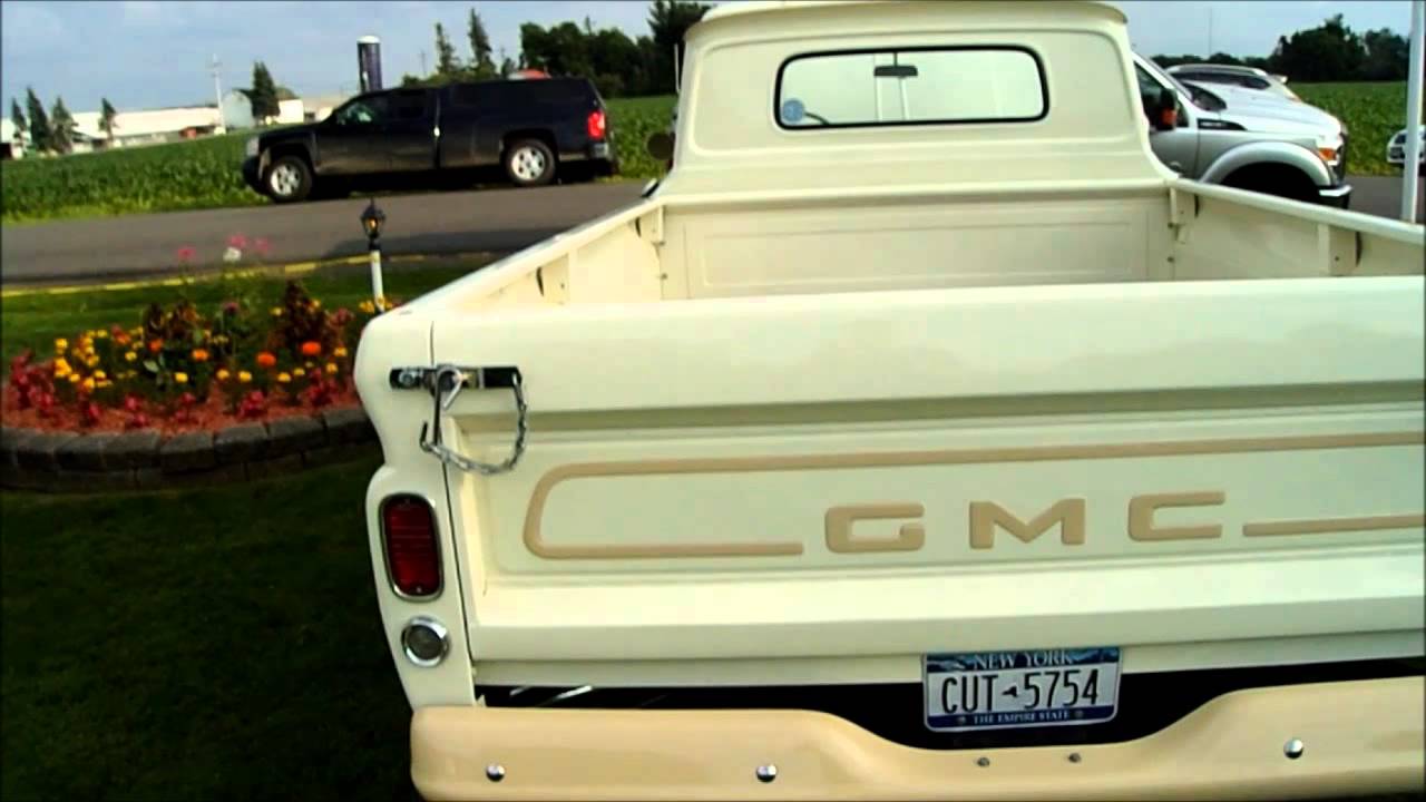 Cruise night at The Charcoal Corral