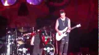 Avenged Sevenfold Hail To The King Live (First time played live ever) Rock USA 2013